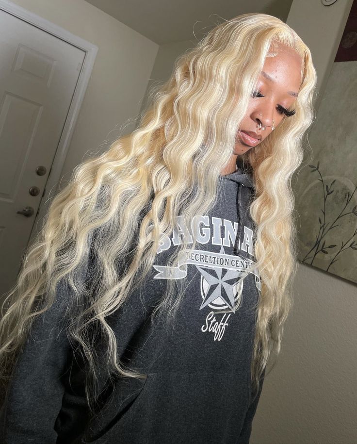 Side Part Blonde Wig, Blonde With Crimps, Crimped Blonde Hair, Blonde Sew In, Blonde Wig Middle Part Curls, Blond Crimped Hair, Blonde Wig With Crimps, Blonde Crimped Hair, Blonde Crimped Wig