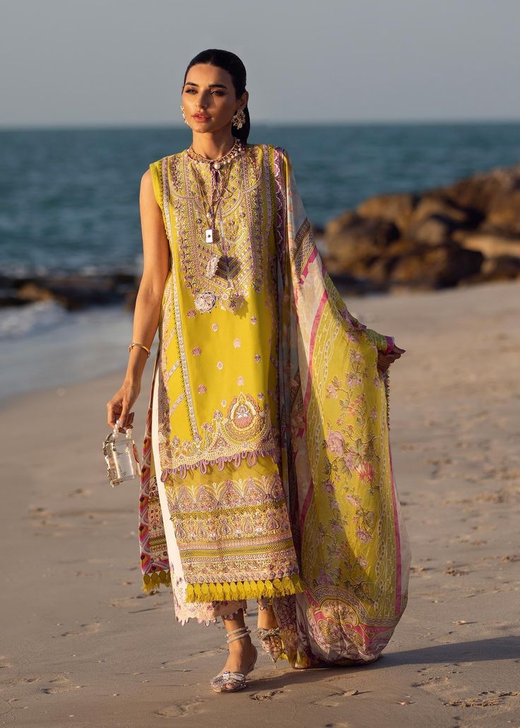 Yellow Lawn Kameez Capri Dupatta Pakistani Party Wear Kanwal Malik, Printed Kurti Designs, Pakistani Boutique, Eid Dress, Lawn Design, Pakistani Designer Clothes, Pakistani Party Wear, Eid Dresses, Pakistani Designers