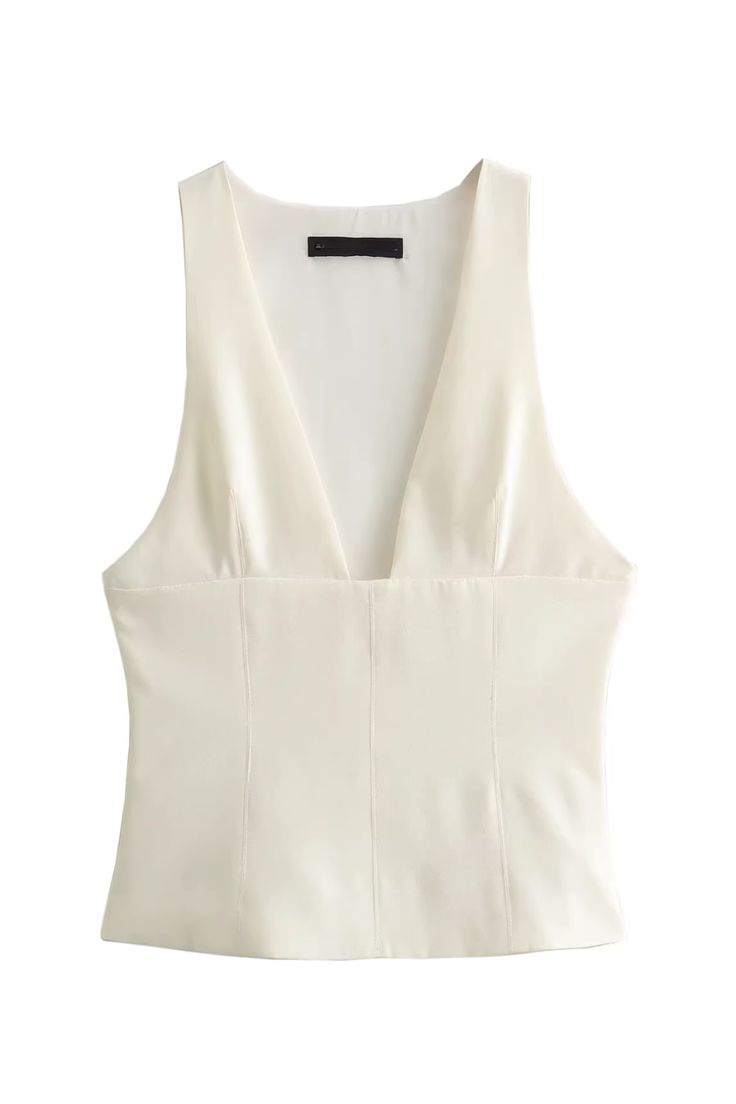 Goodnight Macaroon 'Dakota' V-neck Sleeveless Vest Sleeveless Elastic Slim Measurements XS - Bust 74cm, Length 55cm S - Bust 78cm, Length 56cm M - Bust 82cm, Length 57cm L - Bust 86cm, Length 58cm Machine cold and gentle cycle or hand wash cold Lay flat to dry Do not tumble dry Do not iron If you are unsure or need assistance selecting the proper size or color, please contact our Customer Services team and they'll be more than happy to help. Chic Fitted V-neck Top For Summer, White Stretch V-neck Camisole, Fitted V-neck Camisole For Summer, Fitted V-neck Tank Top For Spring, White Stretch V-neck Halter Top, Chic Halter Neck Camisole Vest, Stretch V-neck Vest Top, White V-neck Vest Top, Chic White V-neck Halter Top