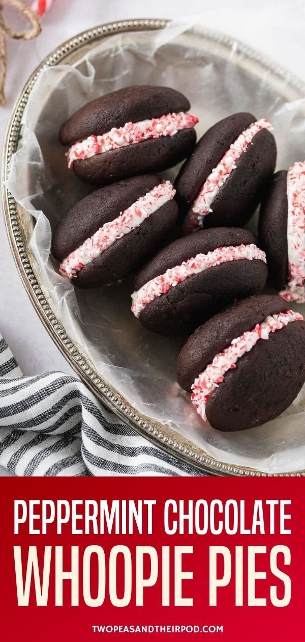 Peppermint Chocolate Whoopie Pies, Peppermint Whoopie Pie Recipe, Candy Cane Whoopie Pies, Whoppie Pies Peppermint, Cranberry Whoopie Pies, Winter Whoopie Pies, Chocolate Peppermint Whoopie Pies, Whoopie Pie Filling Marshmallow Fluff, Holiday Whoopie Pies, Molasses Whoopie Pies