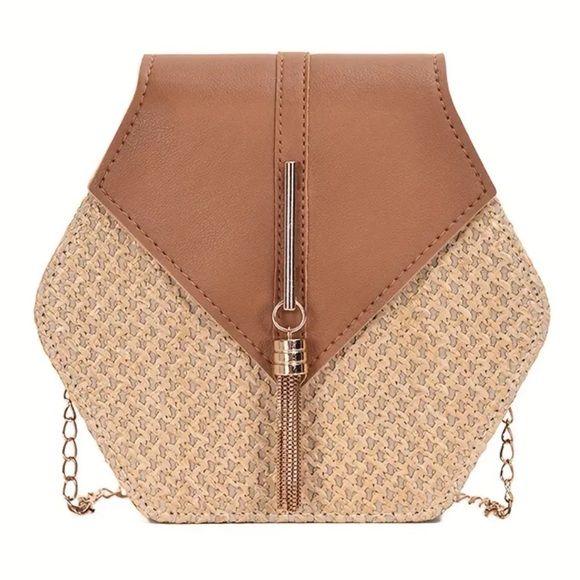 Woven Geometric Design Bag Snap Magnet Closure Chain Strap Tassel Tan Fabric Lining Aprox Measurements 7 1/2”W X 8” H This Is A Gorgeous Bag To Hold Your Essentials Purse Handbag Pocketbook Crossbody Shoulder Bag Vacation Cruise Resort Beach Event Classic Casual Chic Summer Clutch With Mobile Phone Bag, Elegant Summer Shoulder Bag With Zipper Closure, Elegant Summer Shoulder Bag With Zipper, Brown Crossbody Clutch For Summer, Summer Brown Crossbody Clutch, Summer Evening Crossbody Satchel, Elegant Summer Bags With Zipper Closure, Brown Bag With Chain Strap For Summer, Brown Shoulder Bag With Chain Strap For Summer