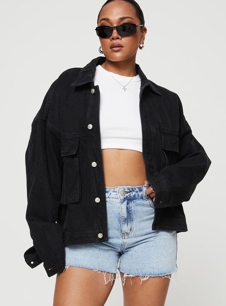 Kier Oversized Jacket Denim Black Denim Jacket Outfit Black, Denim Jacket Outfit, Shiny Pants, Classic Denim Jacket, Jacket Denim, Oversized Denim Jacket, Sweatshirt Set, Outerwear Outfit, Oversized Jacket