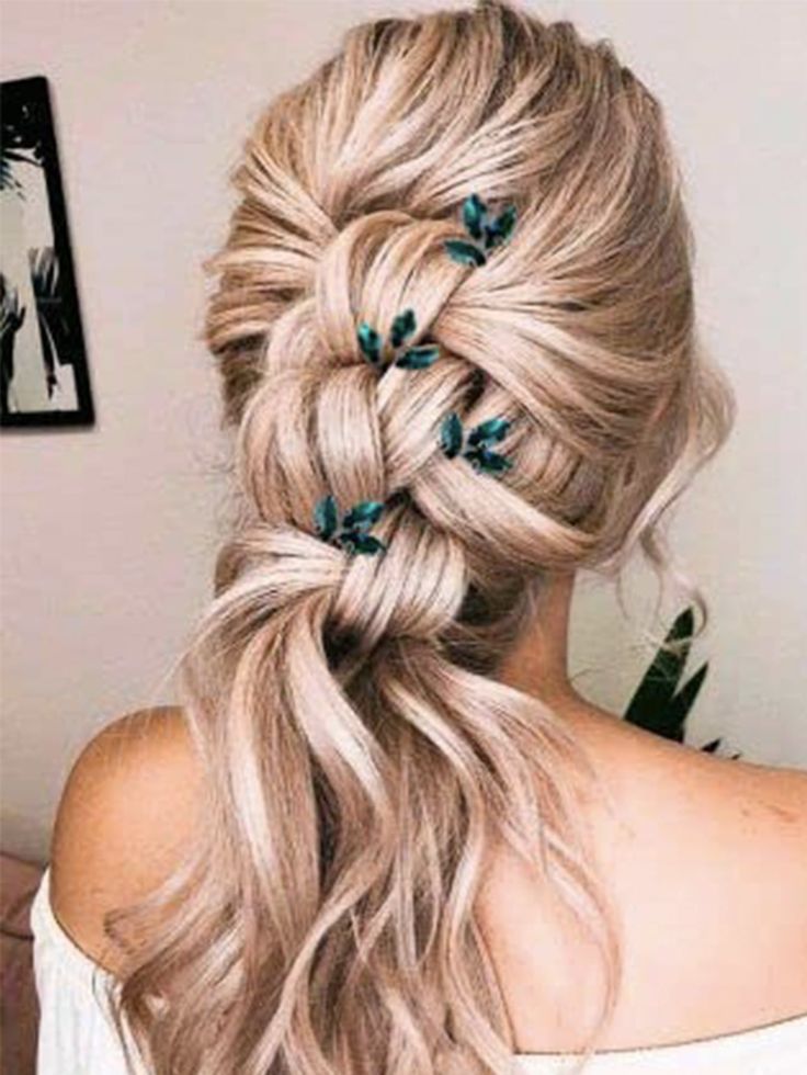 Unlock endless possibilities with our ultimate guide to hairstyles! Whether you're searching for everyday looks, elegant updos, or trendy braids, we've got you covered. Explore a variety of styles that cater to every hair type and occasion, from casual outings to formal events. Our easy-to-follow tutorials and expert tips will help you achieve stunning results at home. #Hairstyle #HairInspiration #BeautyTrends #HairCare #StylingTips Hair Down Styles, Easy Wedding Guest Hairstyles, Formal Hairstyle, Bridal Headwear, Bridesmaid Flower, Wedding Guest Hairstyles, Long Hair Wedding Styles, Prom Hairstyles For Long Hair, Bohemian Hairstyles