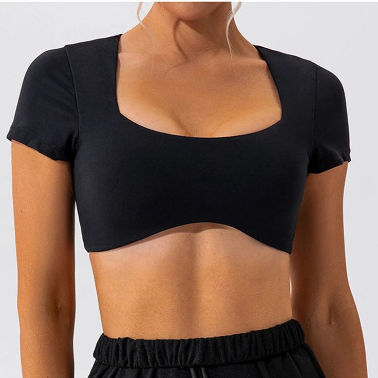 This crop top offers a snug fit that moves with your body, providing the ultimate comfort during intense workouts or casual jogs. The moisture-wicking material keeps you dry, while the stretchable fabric ensures a full range of motion, allowing you to focus on your fitness goals without any distractions. SPECIFICATIONS Product Material: Active Shirt Tops Feature: Breathable The Craft of Weaving: Knitted Square Crop Top, Bra Crafts, Slim Fit Crop Top, Goth Grunge, Yoga Shirt, Activewear Sets, Maxi Dress Formal, Yoga Shirts, Gym Shirts