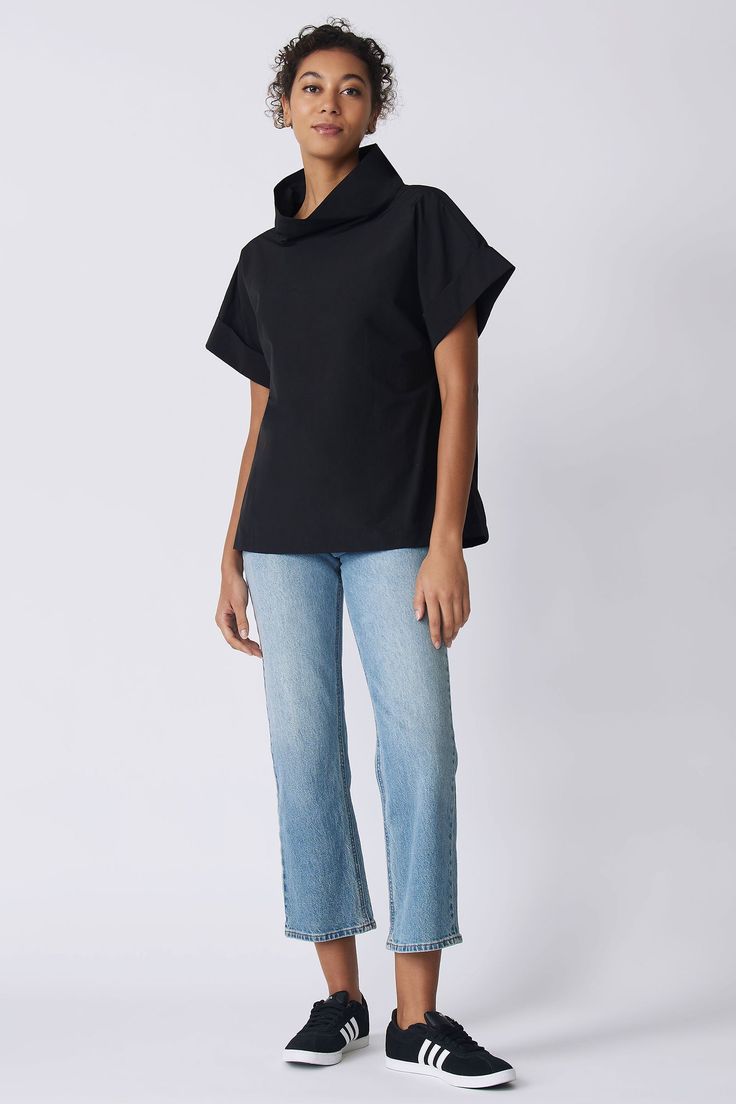 Kal Rieman Ary Cuffed Kimono Tee in black broadcloth on model front view with hand at side Get Up And Go, Nylon Fabric, Split Hem, White Sweatshirt, Collar And Cuff, Get Up, Black Tee, Black Cotton, Woven Fabric