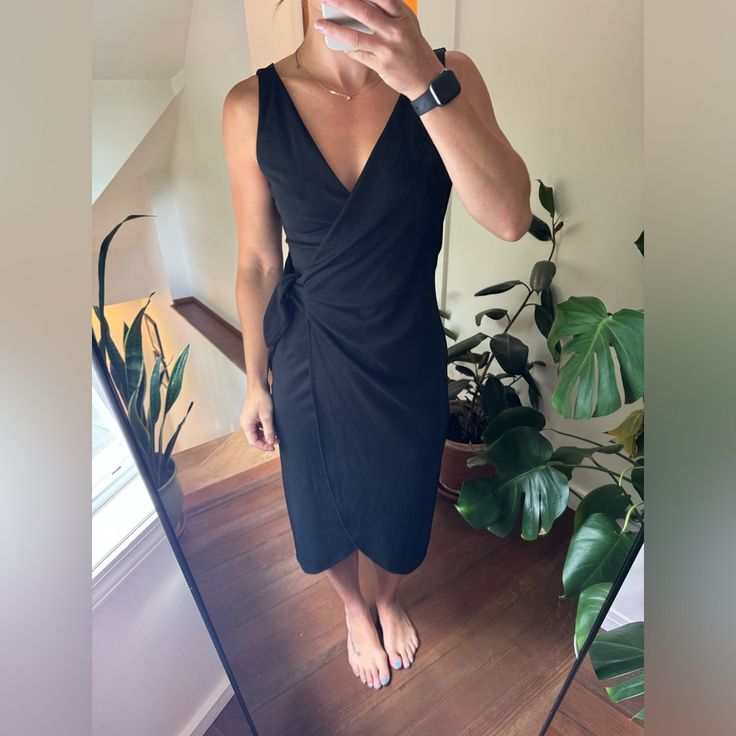 The Perfect Little Black Dress! Nwt. Simple And Flattering. Elegant H&m Midi Dress For Work, Elegant H&m Dress For Day Out, Chic H&m Midi Dress For Evening, Fitted H&m Midi Dress For Evening, H&m Sleeveless Midi Dress For Night Out, H&m Midi Dress For Date Night, Chic H&m Dress For Night Out, H&m Midi Length Dress For Night Out, H&m Midi Dress For Night Out