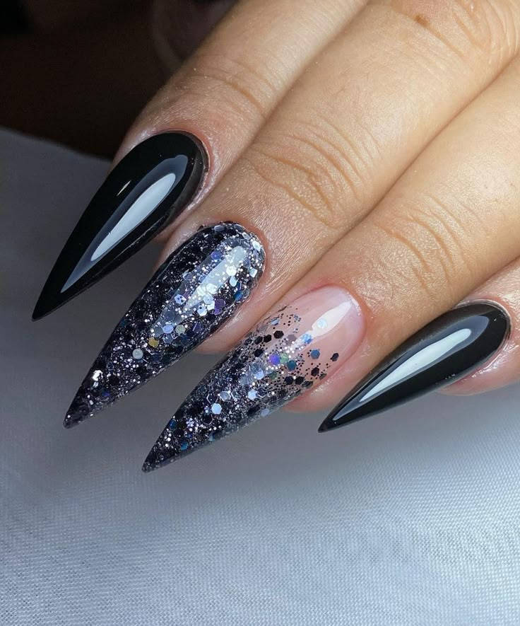 Best Stiletto Nails 2022 You Should Copy Winter Nails 2022 Trends Gel, Winter Nails 2022 Trends Acrylic, Simple Stiletto Nails, Black And Nude Nails, Nail 2023, Stilleto Nails Designs, Swirl Nails, Stiletto Nail Art, February Nails