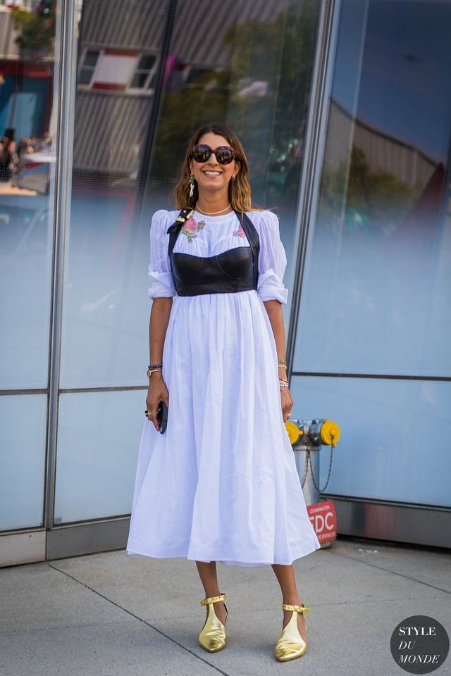 New York SS 2018 Street Style: Ramya Giangola Ramya Giangola, Bustier Outfit, Spring Outfits Dresses, Leather Bustier, Casual Outfit Inspiration, Casual Day Dresses, Layered Fashion, Street Style Fashion, Street Style Chic