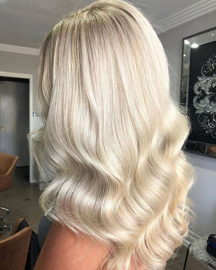 Blonde Hair Swatches, Swedish Blonde Hair Natural, Blonde Hair Scandinavian, 90s Platinum Blonde Hair, Swedish Blonde Hair, Bright Creamy Blonde Hair, Pale Blonde Hair Aesthetic, Ice Blonde Hair, Bright Blonde Hair