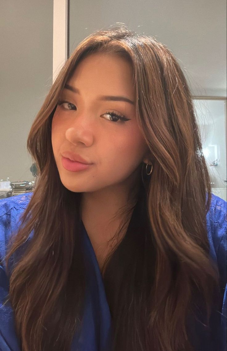 Mai Pham Hair, Hair Color For Filipina, Hair Color For Morena Skin Filipina, Mai Pham, Hair Color For Morena Skin, Hair Color For Morena, Fav Youtubers, Poses Instagram, Selfie Poses Instagram