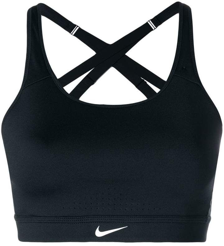 Nike sports bra Nike Sports Bra Outfit, Sport Bra Outfits, Nike Bras, Bra Outfits, Sweat Clothes, Outfits Sport, Moda Academia, Workout Clothes Nike, Cute Sweats