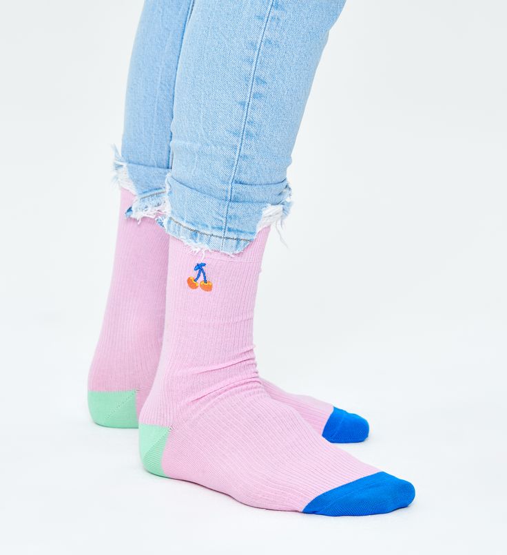 Feel sweet as cherry pie in the Ribbed Embroidery Cherry sock. Featuring a sprig of cherries stitched in mellow colors, this style is sure to make a juicy addition to your summer wardrobe. Casual Pink Socks For Summer, Pink Sweet Socks For Spring, Mellow Colors, Pink Embroidery, Happy Socks, Cherry Pie, Summer Wardrobe, Cherry, Pie