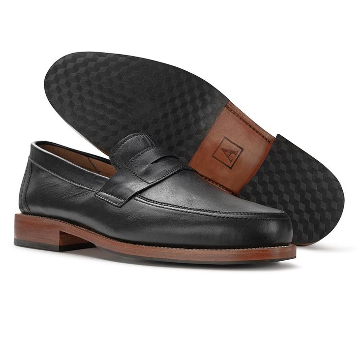 Business Loafers With Moc Toe And Rubber Sole, Business Casual Loafers With Branded Insole And Plain Toe, Business Casual Plain Toe Loafers With Leather Sole, Masculine Leather Loafers For Business Casual, Classic Monk Strap Shoes With Textured Sole For Work, Masculine Business Casual Moccasins With Rubber Sole, Classic Tassel Loafers With Textured Sole For Business Casual, Modern Moc Toe Loafers For Business Casual, Masculine Leather Sole Moccasins For Business Casual