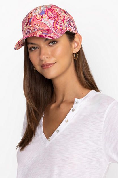 Adorned with fresh floral bouquets on a crisp white backdrop, the Bee Active Baseball Hat is the perfect blend of athletic style and feminine flair. Crafted from a lightweight material in a traditional baseball style, this bold cap adds a splash of color to your activewear look. Pair with a tennis dress and fashion sneakers for a look that easily goes from the courts to the clubhouse. Johnny Was Women's Bee Active Baseball Hat in Sandalwood Pink, Floral Embroidered Jeans, Boho Chic Outfits, Johnny Was, Tennis Dress, Athletic Fashion, Floral Bouquets, Sneakers Fashion, Color Splash, Boho Chic