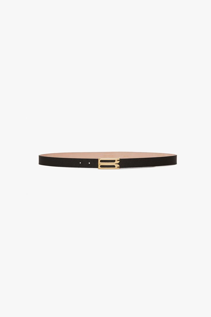 Exquisitely crafted from small grained leather for a tactile point of difference, the Regular B Buckle Belt in classic Black is an adaptable accessory suitable for smart tailoring or feminine separates. A luxury gold-plated B buckle adornment brings the house’s signature polish to this practical wardrobe essential. Luxury Classic Belt With Brass Buckle, Luxury Fitted Black Belt, Elegant Black Belt With Brass Buckle, Luxury Black Belt With Logo, Luxury Black Belt With Gold-tone Hardware, S Signature, Designer Outfits Woman, Victoria Beckham, Belt Buckles