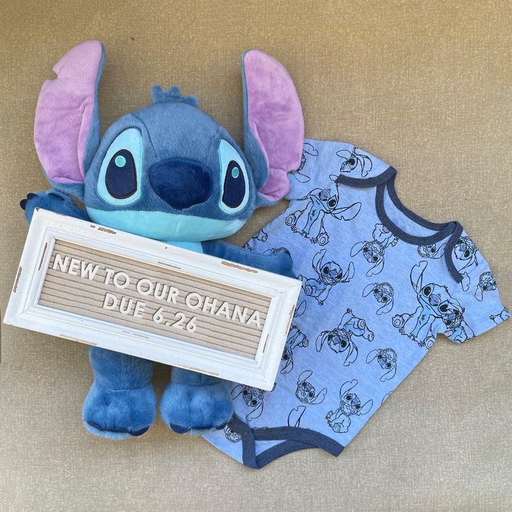 Disney Baby Announcement, Disney Pregnancy Announcement, Disney Baby Nurseries, Baby Surprise Announcement, Gender Reveal Baby Shower Themes, Toddler Boy Toys, Fun Baby Announcement, Disney Baby Clothes