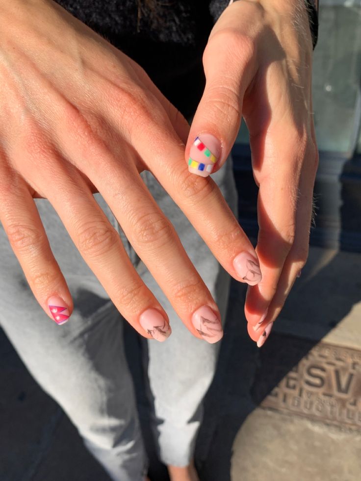 Tibetan Flag, Theme Nails, Nepal Flag, Mount Everest Base Camp, Flag Nails, Prayer Flags, Nails Inspo, Nails Inspiration, Nepal