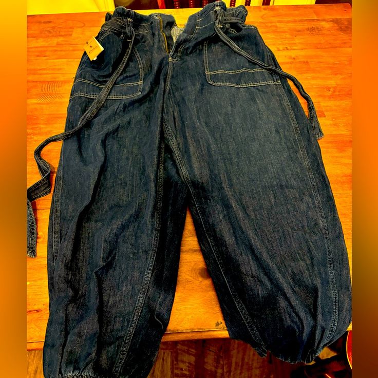 Women’s Waist Size 33 Baggy Jean Jogger Pants With Utility Pockets, Dark Blue Wash Denim. Brand New Never Worn Tags Intact. Ralph Lauren Relaxed Fit Straight Leg Bottoms, Ralph Lauren Wide Leg Pants With Pockets, Ralph Lauren Wide Leg Bottoms For Spring, Ralph Lauren Casual Wide Leg Bottoms, Ralph Lauren Relaxed Fit Pants For Spring, Casual Ralph Lauren Bottoms For Spring, Ralph Lauren Casual Bottoms For Spring, Ralph Lauren Spring Bottoms With Pockets, Ralph Lauren Relaxed Fit Spring Pants