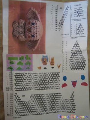 an image of a crocheted fish pattern on a piece of paper with instructions to make it