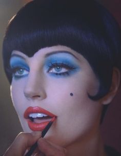 Sally Bowles from Cabaret Cabaret Makeup, Burlesque Makeup, Cabaret Costume, Bob Fosse, Show Makeup, Liza Minnelli, Deep Winter, Stage Makeup, Fantasy Makeup