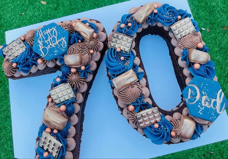 a birthday cake shaped like the number 80