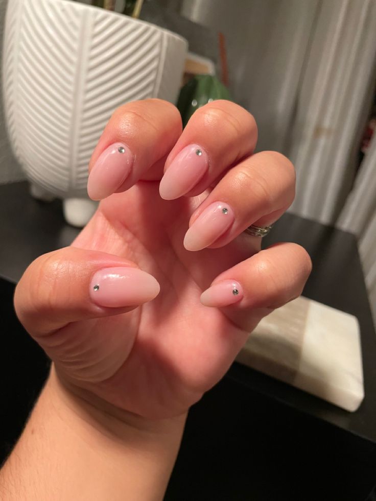 Natural Rhinestone Nails, Gel X With Gems, Almond Nails With Diamonds Rhinestones, Dip Nails With Gems, Short Almond Nails With Gems, Nails With Single Rhinestone, Small Diamond Nails, Clear Pink Nails With Rhinestones, Plain Pink Nails With Gems