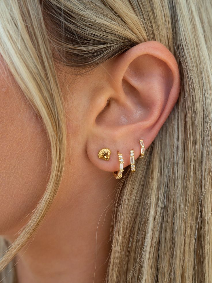 Gold Shell Studs 18K Gold Plated Stainless Steel Approx. 0.3 inch 2 Earrings In One Ear Gold, Preppy Closet, Earring Stacks, Bridesmaid Earrings Gold, Studs Gold, Chain Anklet, Gold Stud, Jewelry Inspo, Bridesmaid Earrings