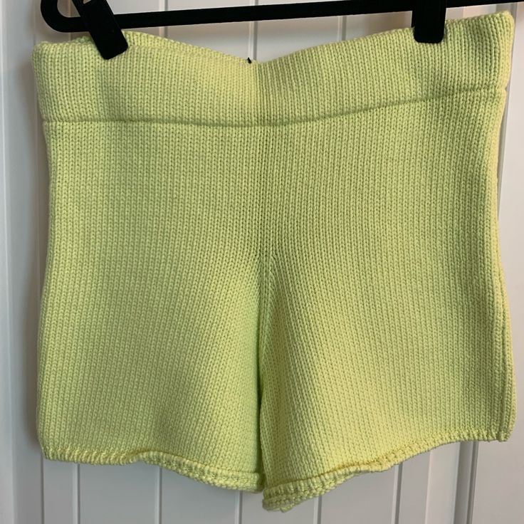 Brand New With Tags! Zara Green Shorts, Zara Green Shorts For Spring, Zara Green Short Bottoms, Green Zara Shorts For Spring, Fitted Green Zara Shorts, Fitted Yellow Shorts For Loungewear, Zara Summer Shorts With Short Legs, Zara Summer Green Bottoms, Green Summer Bottoms By Zara