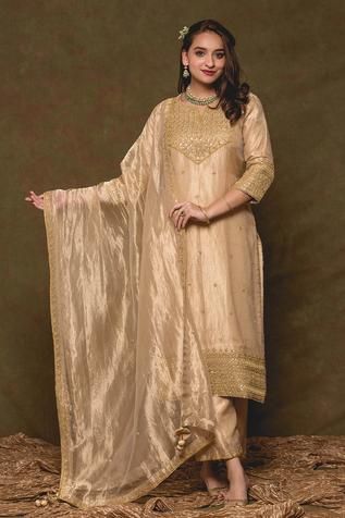 Shop for Surbhi shah Gold Pure Tissue Mirror Embroidered Kurta Set for Women Online at Aza Fashions Surbhi Shah Designs, Sheer Dupatta, Green Dupatta, Embroidery Mirror, Kurta Sharara Set, Kurta Sharara, Kurta Set For Women, Geometric Embroidery, Sharara Set