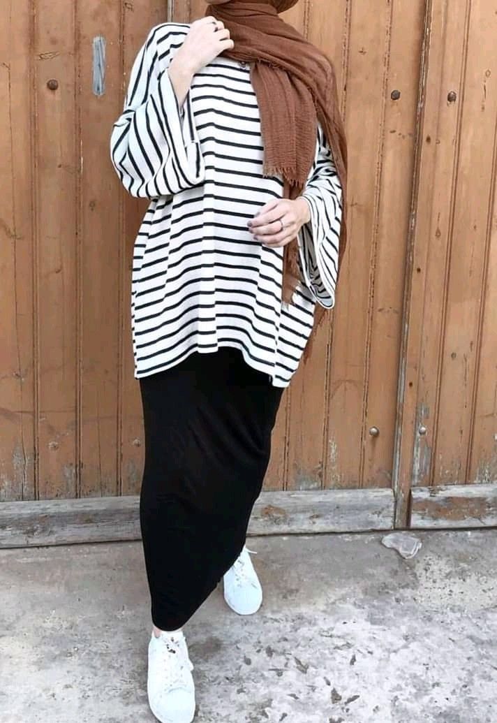 Plus Size Muslim Fashion, Plus Size Hijabi Outfits, High Waist Pencil Skirt, Street Hijab Fashion, Muslim Outfits Casual, Hijabi Fashion Casual, Stylish Winter Outfits, Mode Abaya, Winter Fashion Outfits Casual