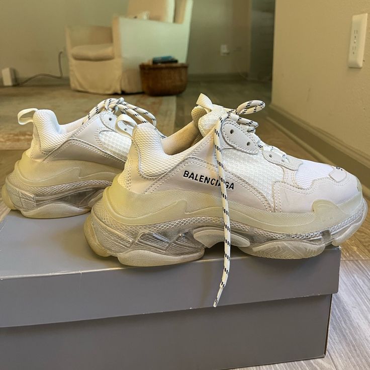 Womens Size 39 Balenciaga Triple S Clear Sole. Size 6.5 In Us Mens & 8 Us Womens. Only Worn 3 Times Because They Are Too Big. Bought Brand New In Miami, Florida. Comes With Box And Two Extra Pair Of Brand New Laces. Balenciaga Sneaker Heel, Balenciaga Triple S Clear Sole, Balenciaga Triple S White, Balenciaga Track Low-top Sneakers, Balenciaga 3xl Sneaker, Balenciaga Trainers, Balenciaga Shoes, Balenciaga Triple S, Womens Shoes Sneakers