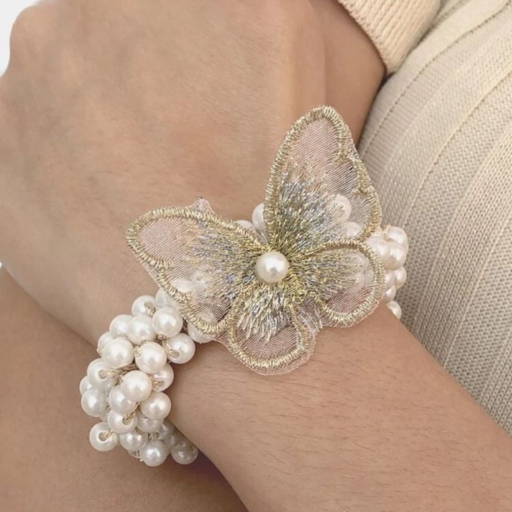 This Unique Piece Is A Wonderful Addition To Your Wardrobe And Your Style; Sure To Get Lots Of Compliments! Gshmvq00100mu43 White Wedding Bracelets For Spring, White Bracelets For Spring Party, Chic White Bracelets For Party, Elegant Spring Party Bracelets, Elegant Summer Party Bracelet, White Bracelets For Summer Party, Elegant White Bracelets For Summer, Elegant Beige Bracelets For Parties, White Feminine Bracelets For Party