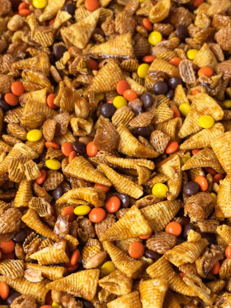 a mixture of cereal and candy cornflakes