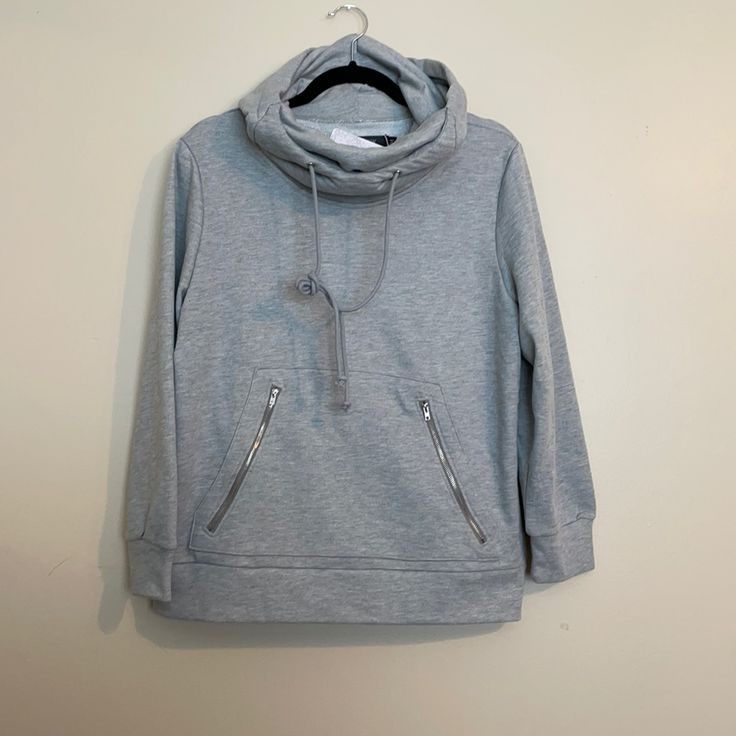 Tecrew Grey Hoodie Size M Fall Crew Neck Sweatshirt With Drawstring Hood, Casual Fleece Sweatshirt With Funnel Neck, Spring Crew Neck Sweater With Drawstring Hood, Hooded Sweatshirt For Spring, Gray Hoodie With Ribbed Cuffs For Spring, Gray Fleece Tops For Spring, Casual Fleece Sweater With Funnel Neck, Urban Gray Sweatshirt For Spring, Spring Fleece Sweater With Drawstring Hood