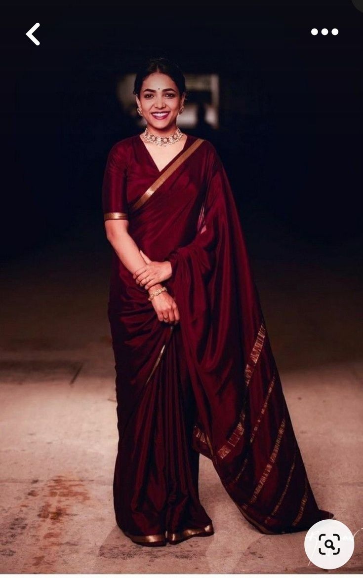 Mysore Silk Saree Bride, Blouse Designs Mysore Silk Saree, Styling Mysore Silk Saree, Recent Saree Trends, Diwali Look For Women Indian Saree, Mysore Saree Blouse Designs, Mysore Silk Blouse Designs Latest, Kanchi Saree Blouse Designs, Mysore Silk Saree Blouse Designs Latest