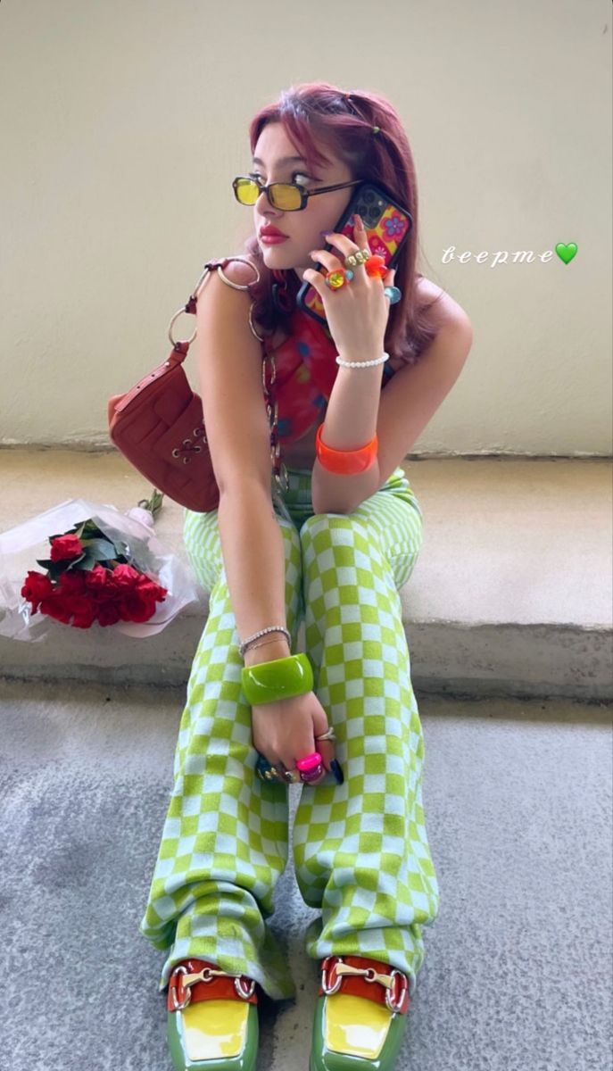 Julianna Citlali, Preppy Ootd, Maximalist Outfits, Downtown Street, Bright Colored Outfits, Outfits Colorful, Devon Lee Carlson, Instagram Edit, Lesbian Fashion