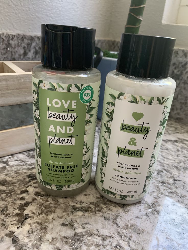 Love Beauty And Planet Shampoo, Shifting Items, Makeup Kawaii, Beauty And Planet, Holy Grail Products, Beauty Planet, Jasmine Scent, Bathroom Drawers, Goddess Braids Hairstyles