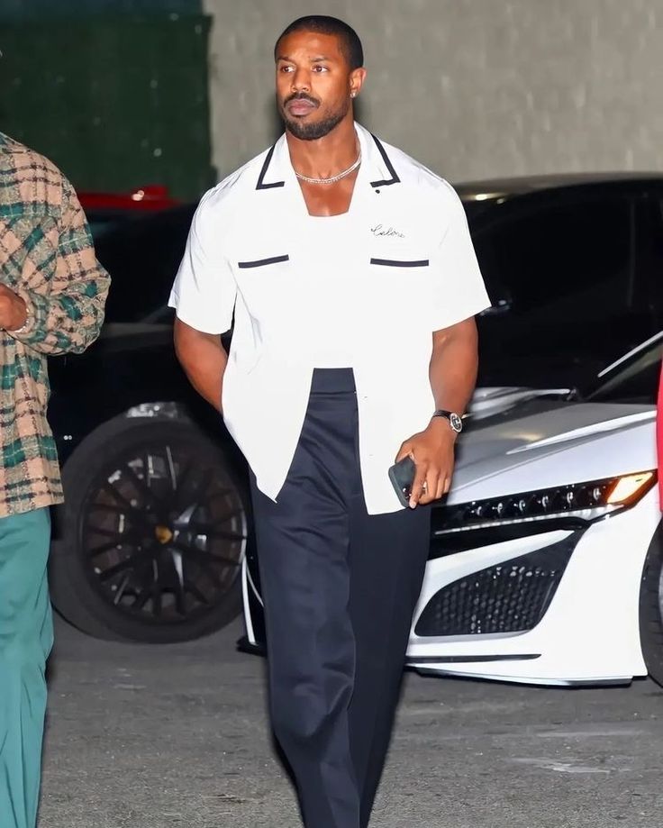 Jason Bolden, Men Fashion Photoshoot, Lil Mama, Black Men Fashion Urban, Smart Casual Menswear, Casual Menswear, Classy Outfits Men, Michael B Jordan, Smart Casual Men