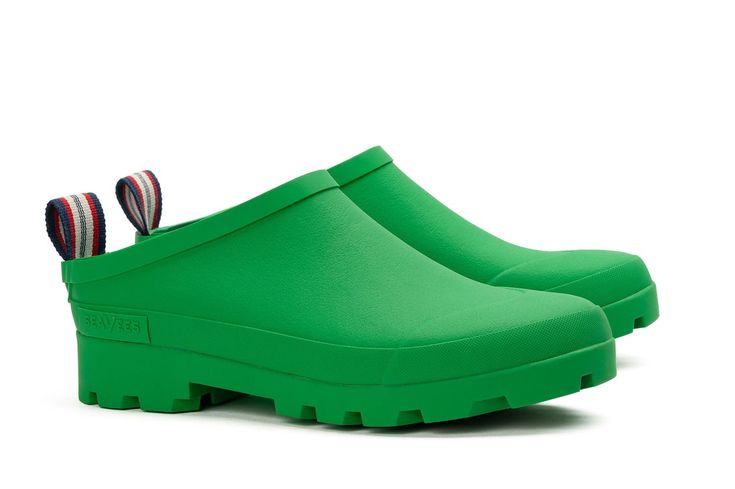 Womens - Bodega Clog - Fern – SeaVees Spring Outdoor Clogs With Rubber Sole, Green Clogs For Summer Outdoor Activities, Green Summer Clogs For Outdoor Activities, Green Outdoor Clogs With Rubber Sole, Green Rubber Sole Clogs For Outdoor, Green Rubber Sole Outdoor Clogs, Green Waterproof Clogs For Outdoor Activities, Rubber Clogs, Type Of Person