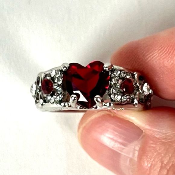 Red Heart Shape Stone Heart Crystal Ring Size 8 New. Wear With Anything. Costume Jewelry. Red Heart-shaped Promise Jewelry, Valentine's Day Red Heart Sterling Silver Ring, Red Sterling Silver Heart-shaped Rings, Red Heart-shaped Sterling Silver Rings, Heart-shaped Red Sterling Silver Rings, Heart-shaped Silver Ruby Ring For Valentine's Day, Red Sterling Silver Heart Ring As Gift, Silver Heart-shaped Ruby Ring For Anniversary, Red Heart Cut Ring