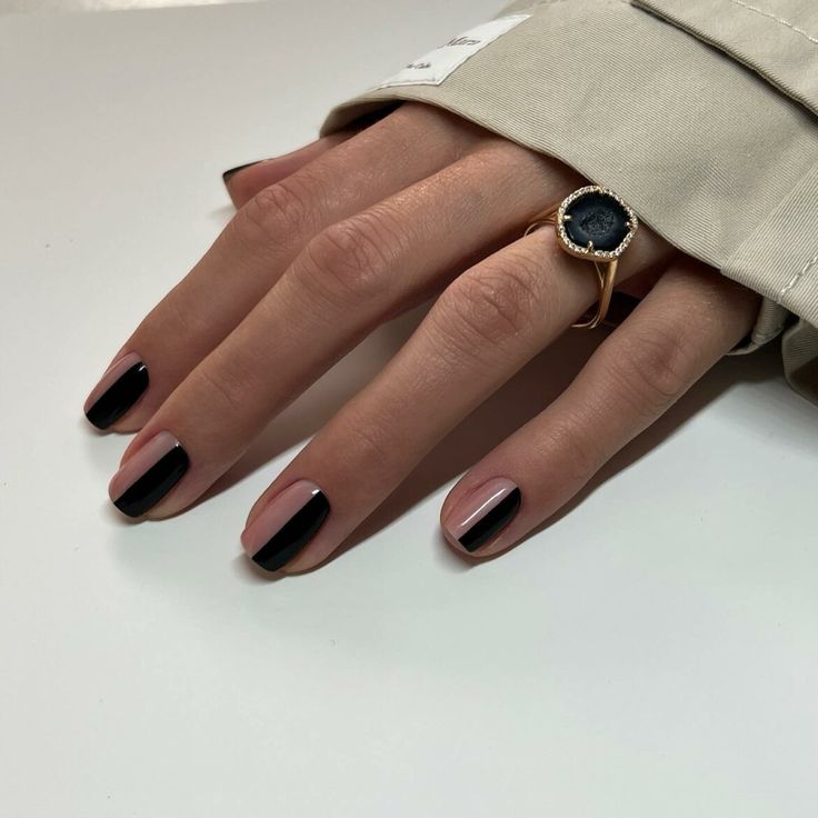 Nail Inspo Diamonds, Space Nails, Minimal Nails, Nails Only, Metallic Nails, Trends 2023, Minimalist Nails, Glitter Nail Art, Classy Nails