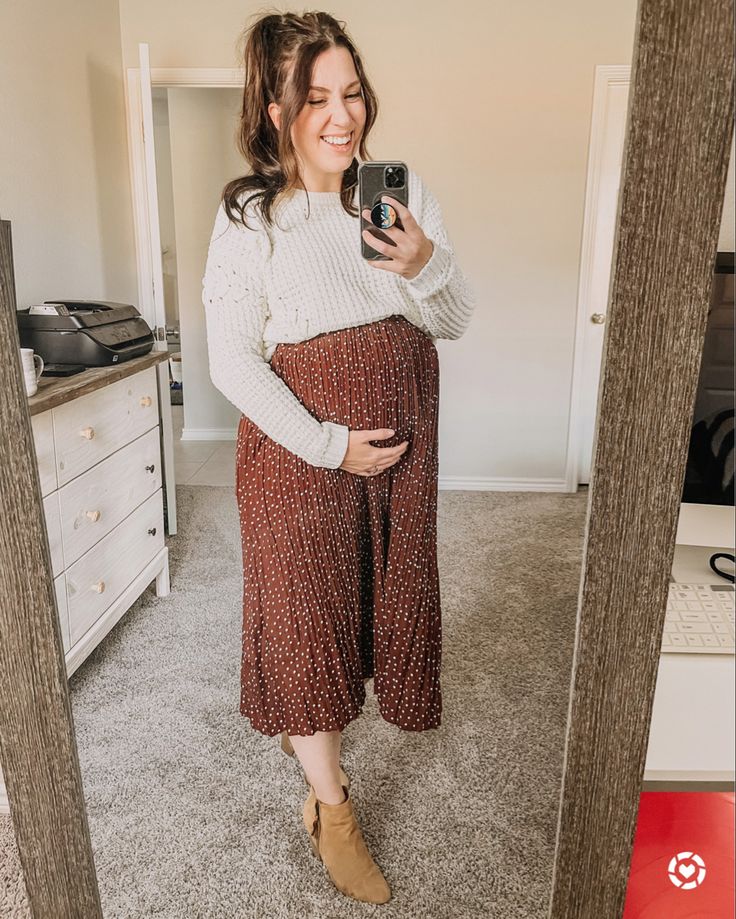 Pregnant Skirt Outfit Winter, Maternity Skirts Outfits, Modest Fall Maternity Outfits, Maternity Skirt With Sweater, Maternity Skirt And Sweater Outfit, Maternity Fall Outfits Plus Size, Teacher Maternity Outfits Winter, Maternity Skirt Outfits Fall, Skirt And Sweater Outfit Pregnant