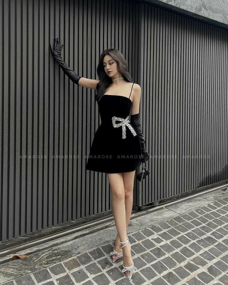 Party Fotos, Formal Clothes, Best Winter Outfits, Mini Homecoming Dresses, Teen Outfits, Formal Outfits, Wattpad Stories, Pretty Prom Dresses, Korean Girl Fashion