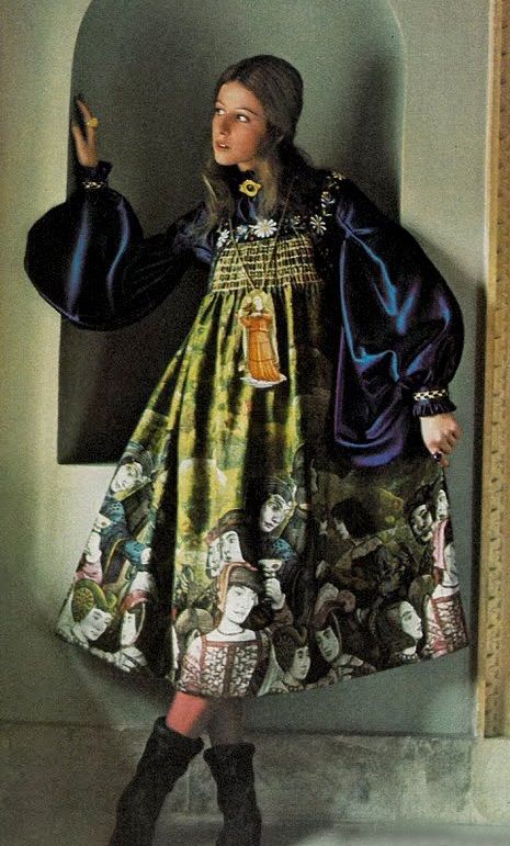 Photograph by Barry Lategan, 1970. Barry Lategan, Bill Gibb, Harry Clarke, Colorful Dress, Richard Avedon, 1970s Fashion, Mode Inspo, Fantasy Fashion, Mode Vintage