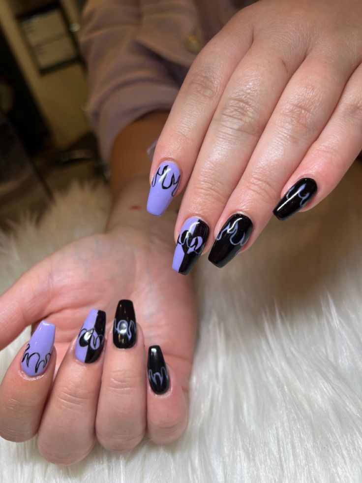 Black And Purple Nails, Purple Gel Nails, Dark Purple Nails, Violet Nails, Purple Nail Art, Fake Nails Designs, Purple Acrylic Nails, Purple Nail Designs, Purple Acrylic