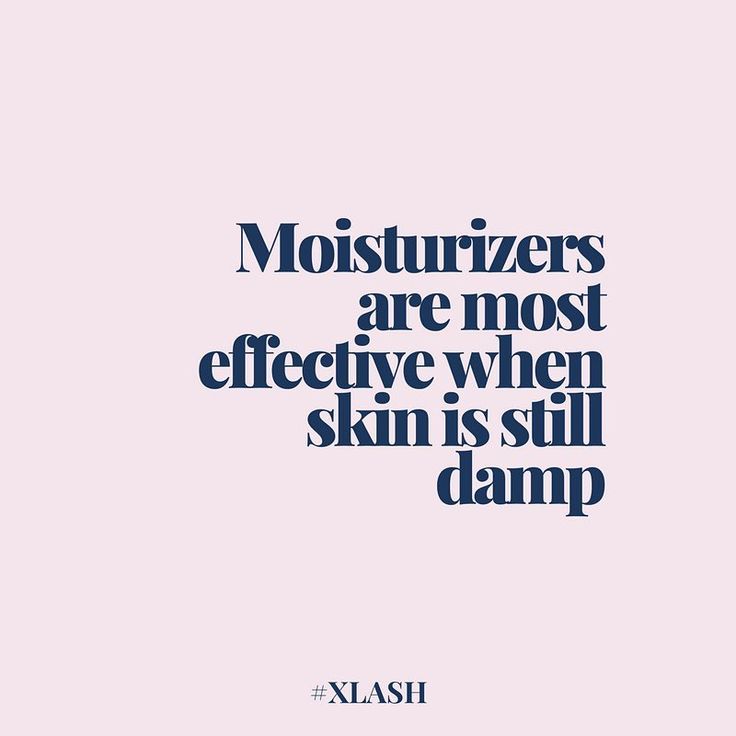 The best way to moisturize your face is right after you cleanse your face. Damp skin best absorbs the moisture and locks it in for a longer time. The air is so dry during the winter time and it drinks up all the moisture out of your skin. It's important to lock that water in your skin. So, wash your face and don't wait for it to get dry before using your moisturizer. Your skin will thank you by looking glowy and fresh.  #xlash #pink #bautytip #qotd #dryskin Moisturizer Quotes, Skincare Facts, Skins Quotes, Beauty Skin Quotes, Tropic Skincare, Skincare Hacks, Lash Quotes, Skin Facts, Skincare Quotes