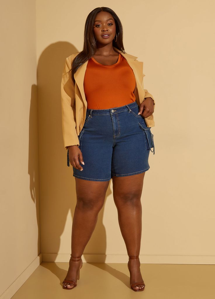 Our stretch-denim cargo shorts are a posh alternative to the full-length look with a relaxed fit that comfortably sits at your natural waist. Cargo Jean Shorts, Denim Cargo Shorts, Denim Shorts Style, Mid Rise Jean Shorts, Mid Rise Denim Shorts, Shorts Plus Size, Denim Cargo, Jean Short, Ashley Stewart