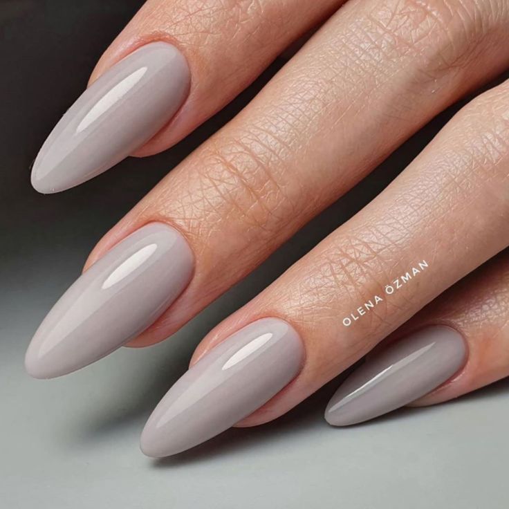 Gray Nails Almond, Gray Almond Nails, Gray Nail Polish, Beige Nail, Beige Nails, Casual Nails, Gray Nails, Neutral Nails, Elegant Nails