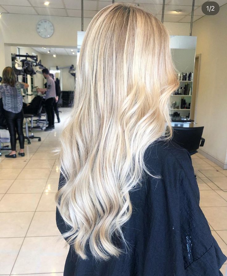 Creamy Vanilla Blonde Hair Balayage, Creme Balayage, Barbie Blonde Balayage, Natural Looking Blonde Hair, Blonde Hair With Blonde Highlights, Blonde 2024, Barbie Blonde Hair, Barbie Blonde, Blonde Hair Goals