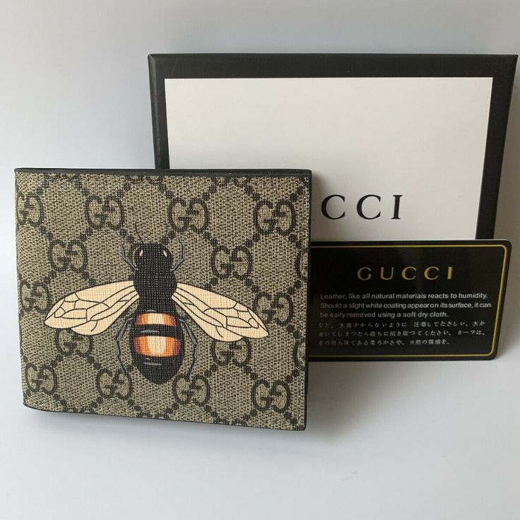 Ships Within 9-12 Days Brand New Authentic Gucci Wallet Designer Gucci Wallet With Logo Plaque, Luxury Gucci Wallets With Logo Plaque, Luxury Brown Wallet With Logo Plaque, Luxury Brown Gucci Wallet, Gucci Bifold Wallet With Original Box, Bags Gucci, Gucci Leather, White Coat, Gucci Wallet